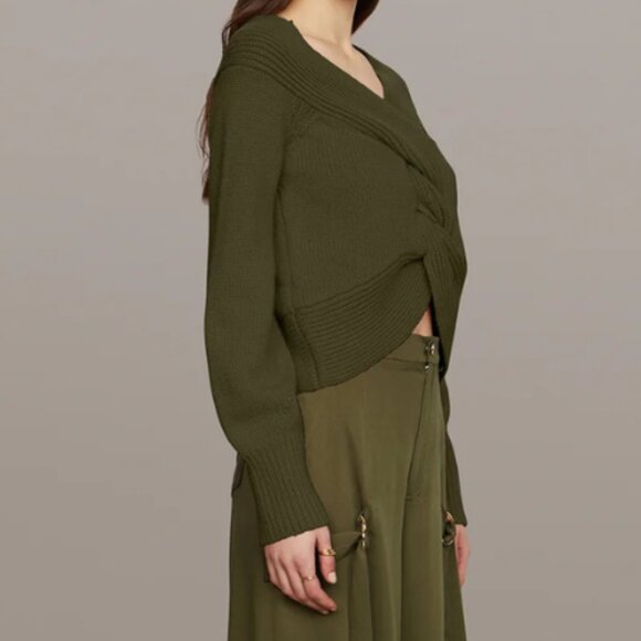 AMUR Liliana Cable Knit - Picture 2 of 4